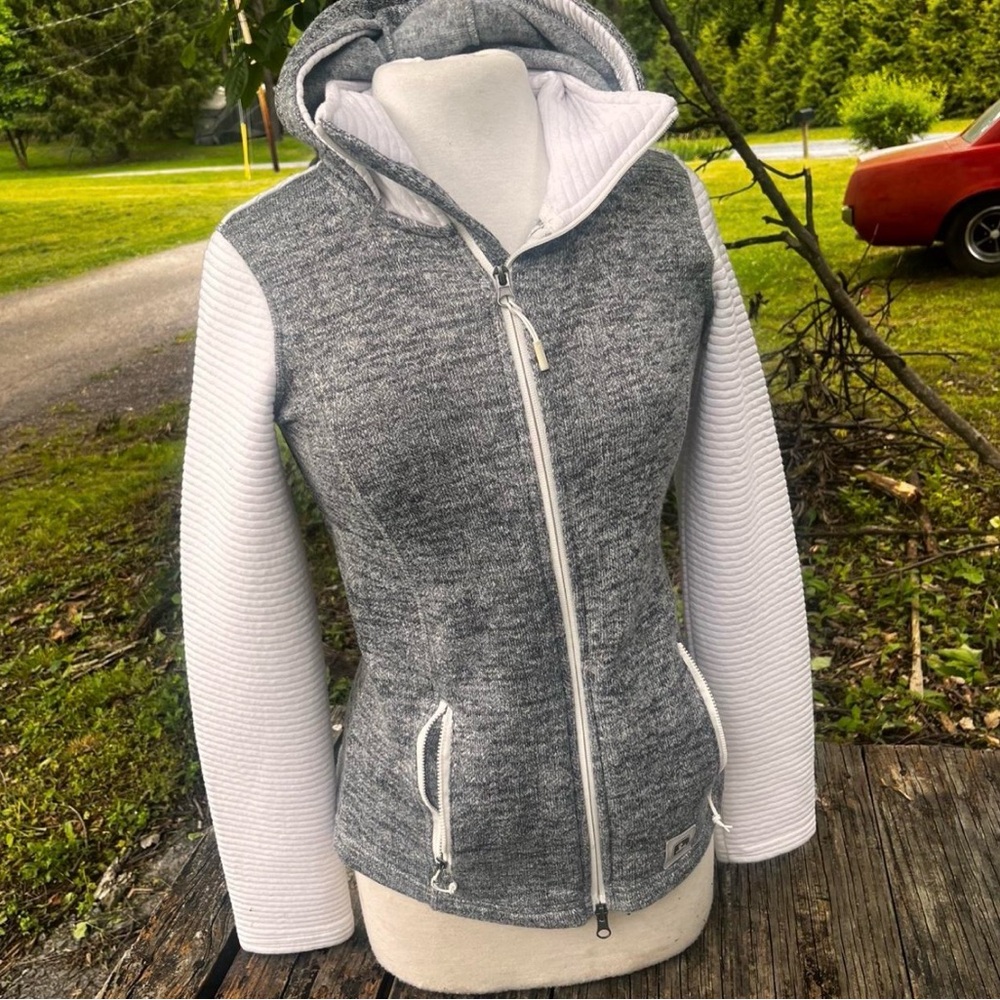 JOHN DEERE GREY & WHITE FULL ZIPPER HOODIE JACKET WOMENS SMALL